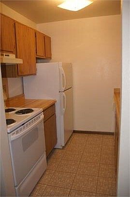 2nd image of 1617 Kenilworth Ct #10548794