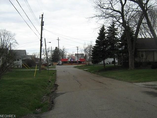 2nd image of 2324 Billman Pl
