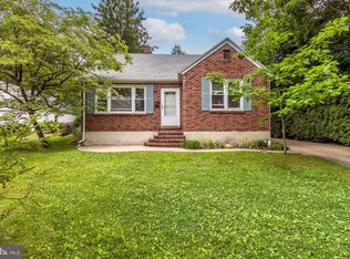 927 W State St, Coopersburg, PA