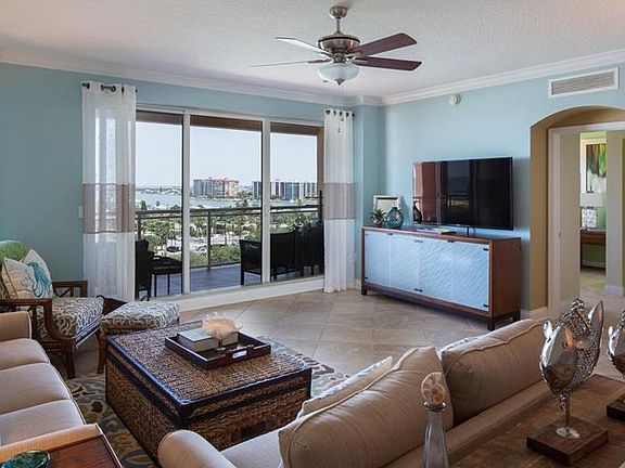 4th image of 521 Mandalay Ave APT 804