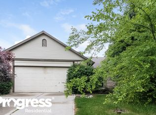 1111 Enchanted View Dr, Mooresville, IN
