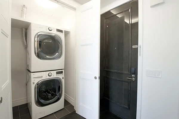 Rented by Oxford Property Group | media 29