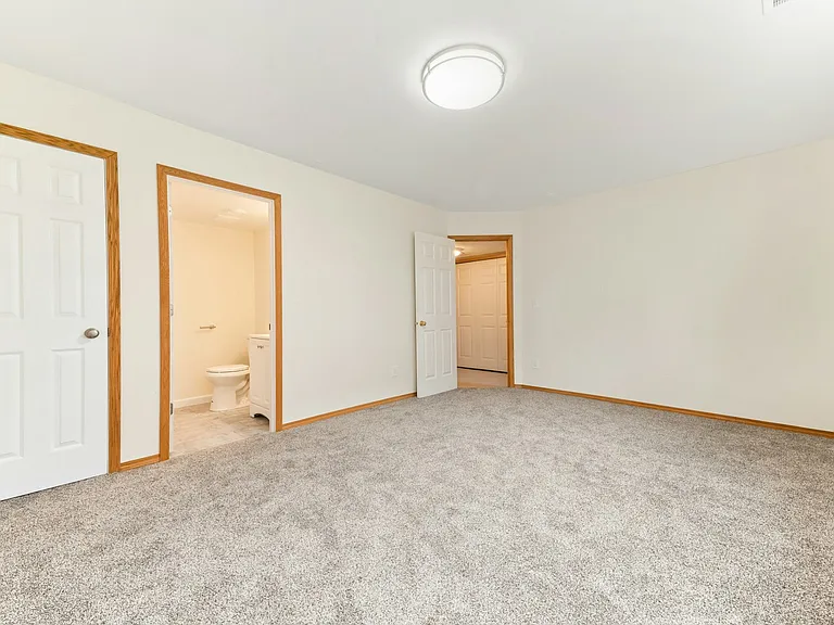 15726 Frisian Ln — Photo 23