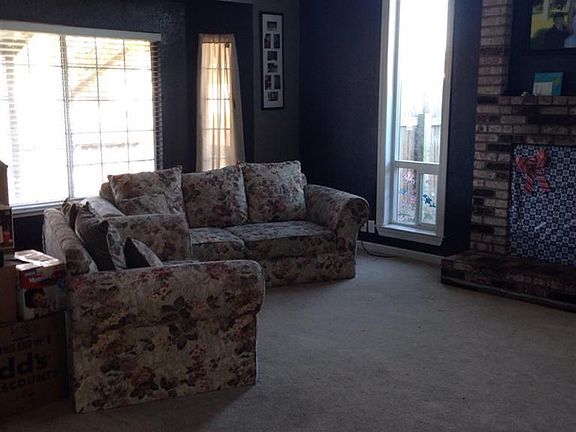3rd image of 3400 Jordanolo Dr
