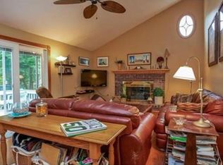 15 Heritage Dr, Rockland, MA 02370