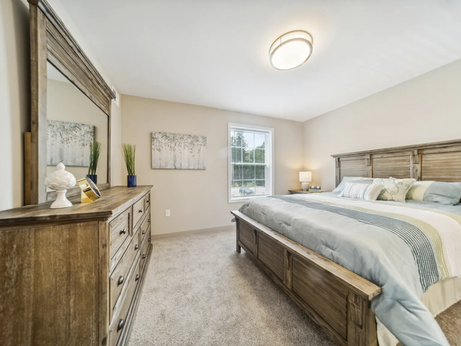 Emerald Reserve East Windsor — Photo 4