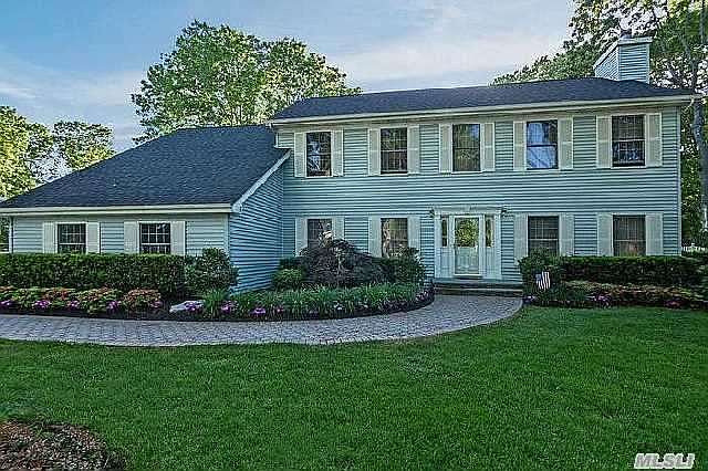 1st image of 24 Robert Cres