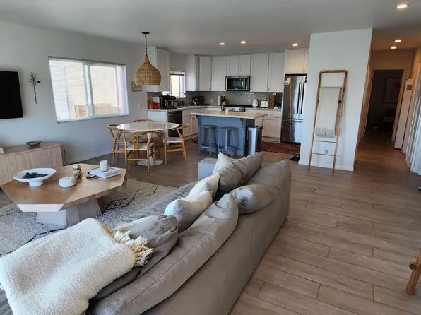 613 Manhattan Beach Blvd #A, Manhattan Beach, CA 90266
