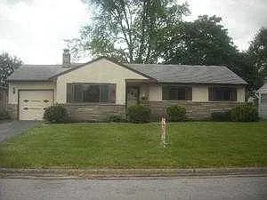 3209 Stephen Dr S photo 1
