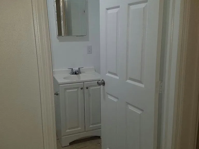 10464 106th Ave N #2 — Photo 7