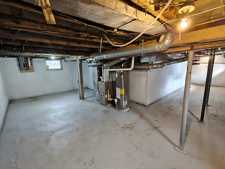 1279 Atwood Ave — Photo 22