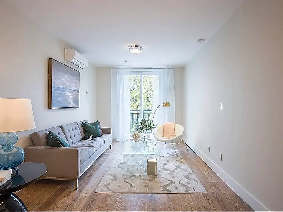 1084 Rogers Ave #5B