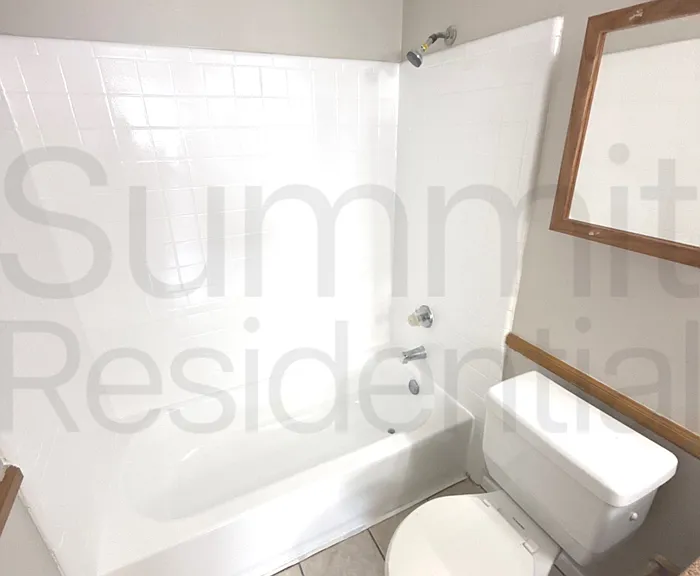 6076 Dooley Dr — Photo 15