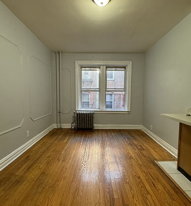 2nd image of 326 Summit Ave APT 305