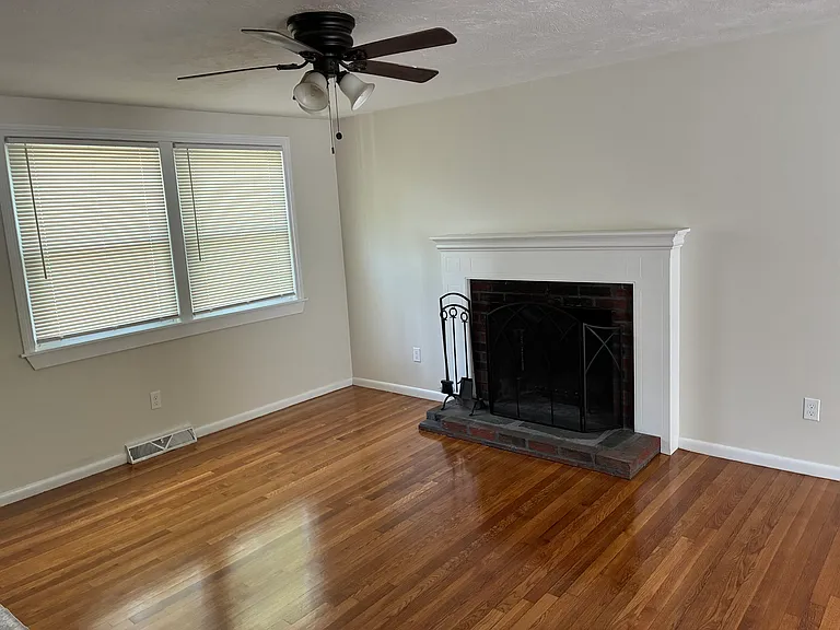 8 Ketch Rd — Photo 6
