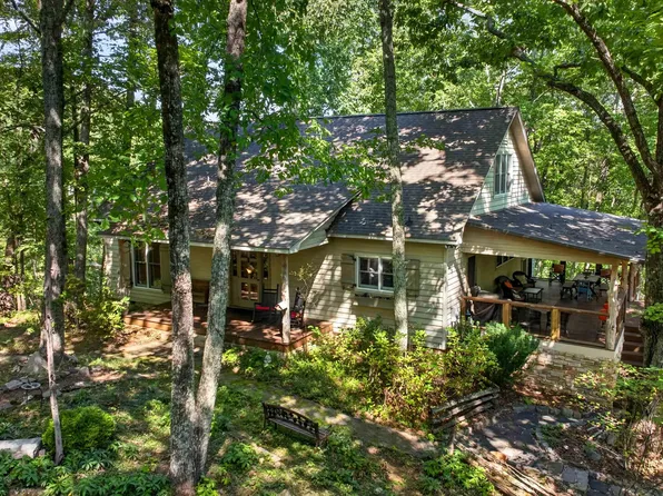 160 Duffs Mountain Rd, Marietta, SC 29661