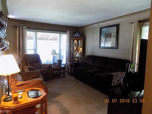 5th image of 17825 Biehl St