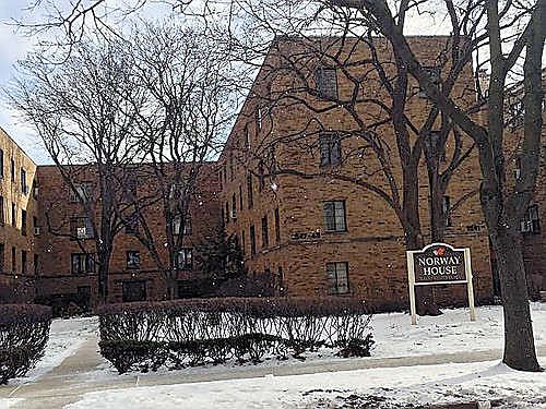 4th image of 1547 Monroe Ave APT 3