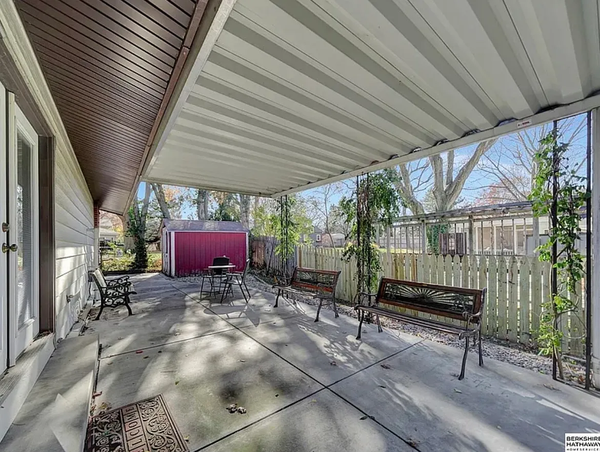 4 bed, 1845 sqft, $2,100 — Photo 4
