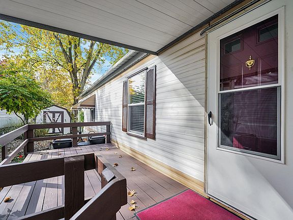 3rd image of 62 Estates Ln