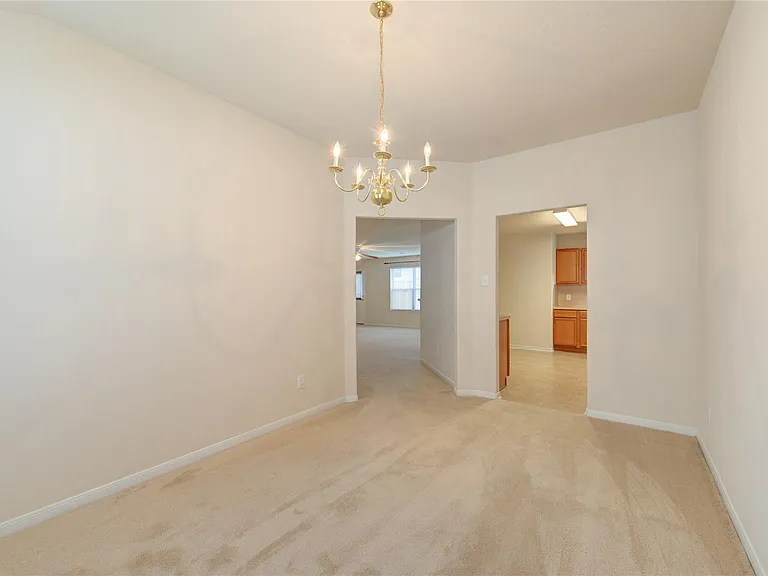 3639 Barkers Crossing Ave — Photo 17