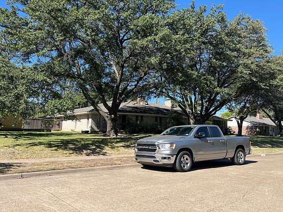 3rd image of 2609 Forest Grove Dr #2611