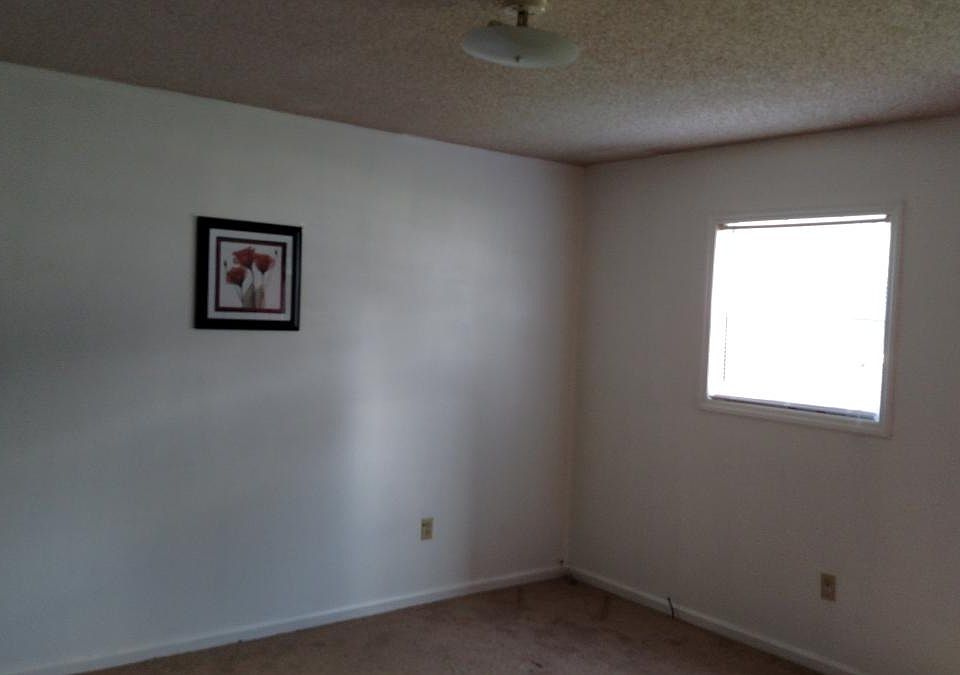 2nd image of 135 Karri Ln APT J