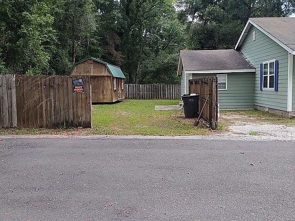 2nd image of 94 Jaudon St