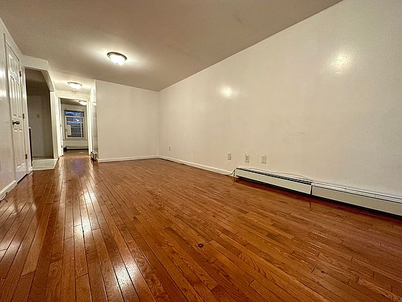 2nd image of 956 Lafayette Ave #1