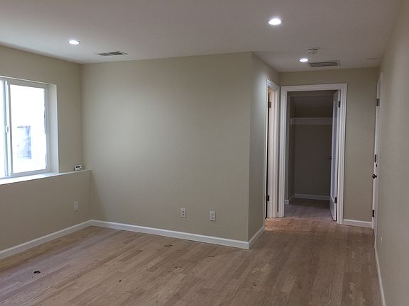 3rd image of 145 Escolta Way