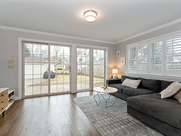 5th image of 529 Sunset Ave