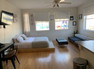 3200 W Sunset Blvd #201, Los Angeles, CA 90026