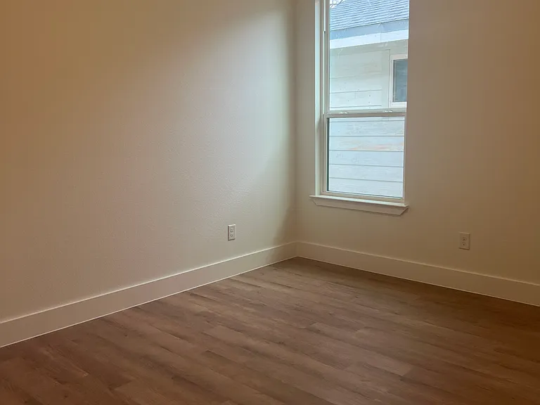 3601 Washington St — Photo 11