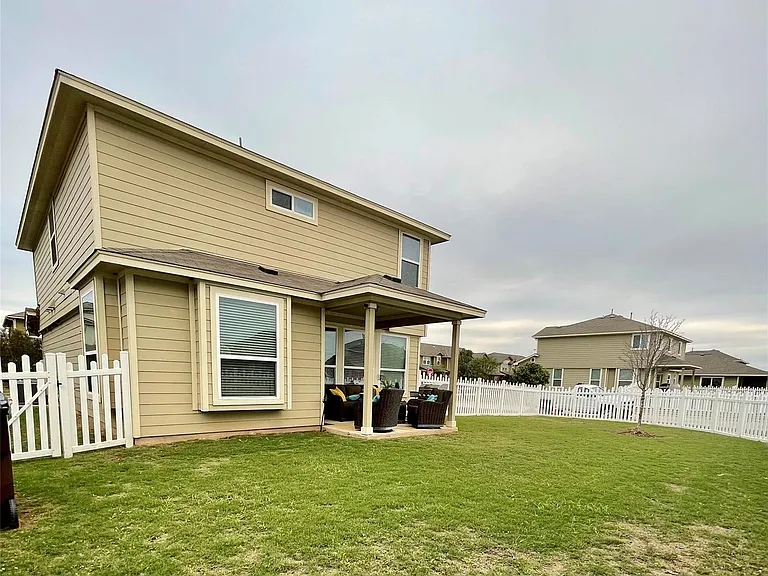 609 Tumlinson Fort Way — Photo 31