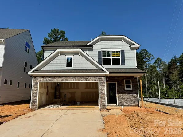 13127 Foxberry Rd, Charlotte, NC 28213
