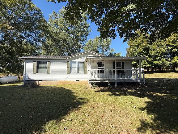 3rd image of 832 Irma Rd