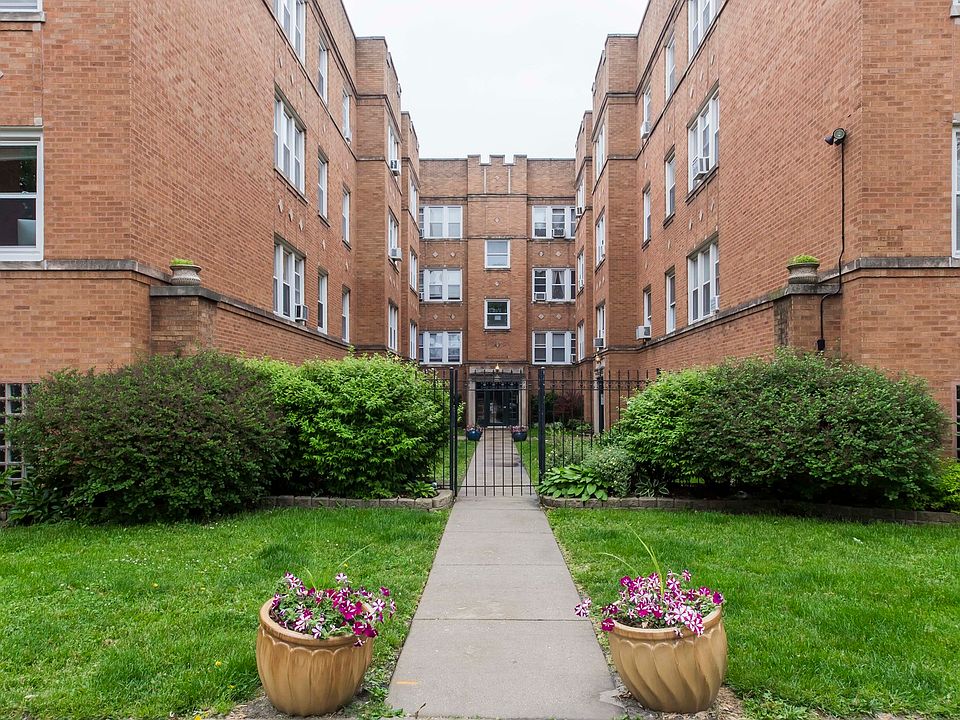 1st image of 4427 N Whipple St APT 1A