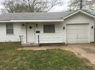 309 N Colby St, Valley Center, KS 67147