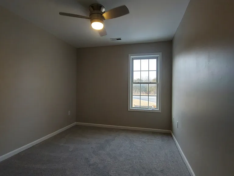102 Kadies Ln — Photo 6