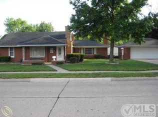 22429 Furton St, Saint Clair Shores, MI 48082
