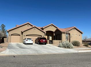 2425 Desert View Rd NE, Rio Rancho, NM 87144