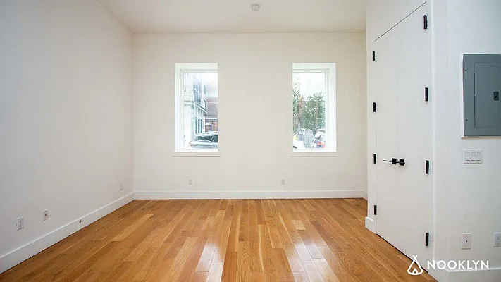 Rented by Nooklyn NYC LLC | media 58