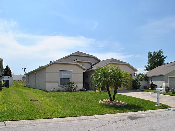 3rd image of 412 Delancey Dr