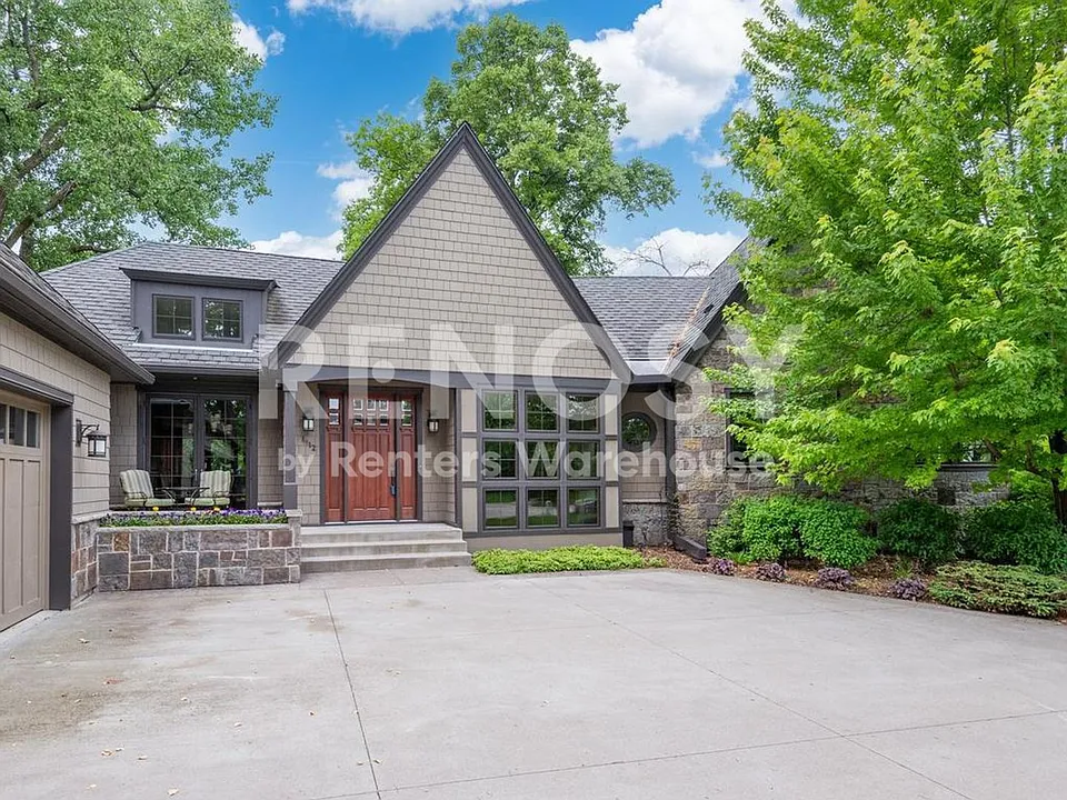 1912 Linner Woods Ct