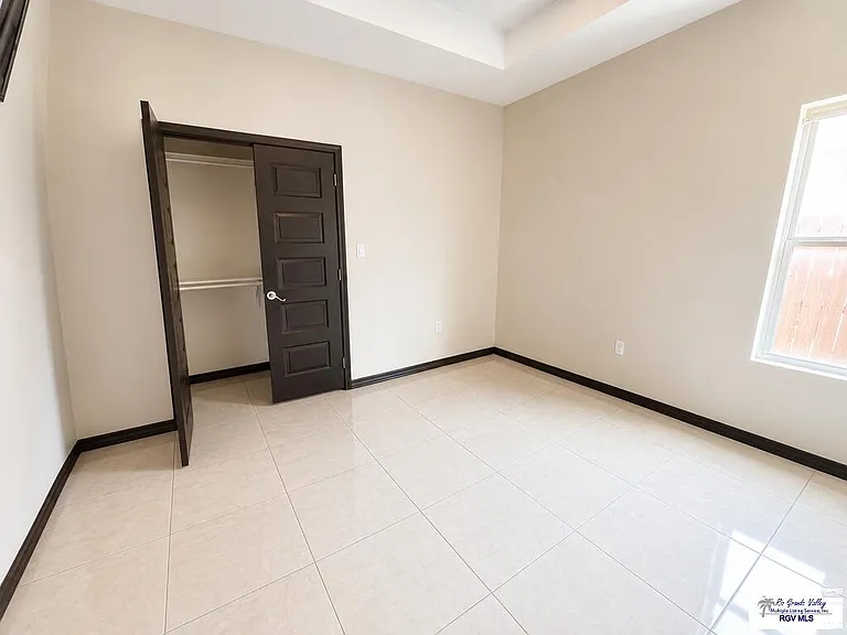 6693 Garden Woods Ave — Photo 8