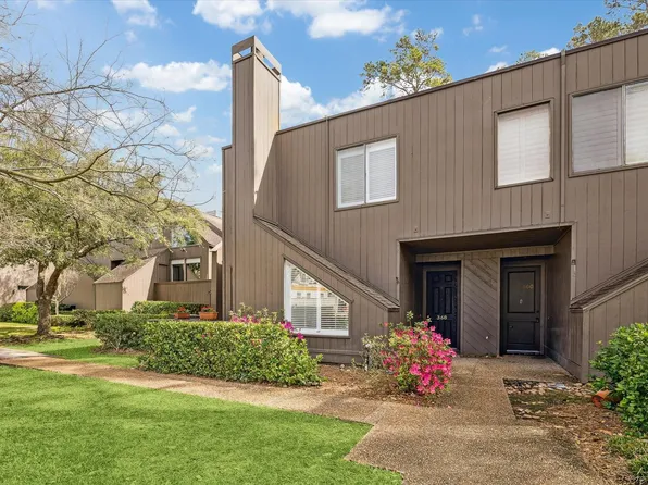368 Litchfield Ln, Houston, TX 77024