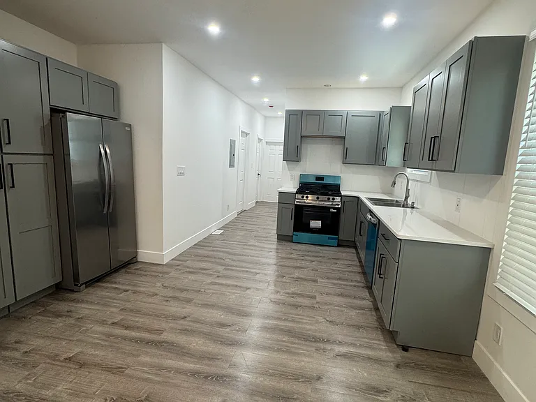 348 Baynes St #1 — Photo 9