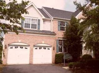 701 Bonnie Ridge Dr NE, Leesburg, VA 20176