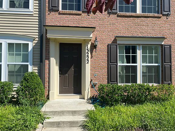 2nd image of 13222 Shawnee Ln