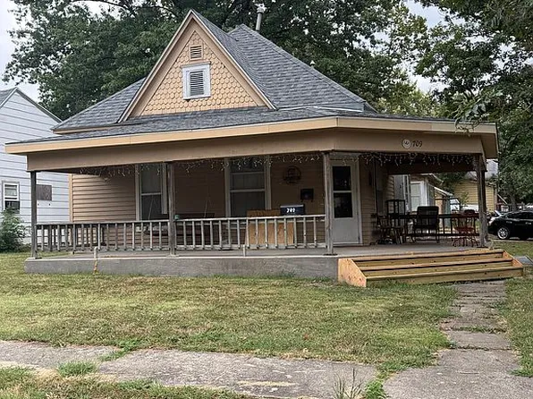 709 N Washington Ave, Iola, KS 66749